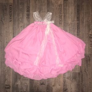 Little Girls pink chiffon and lace dress sz 6x